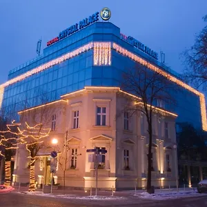 Crystal Palace Boutique Sofya