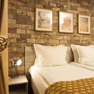 Place By Hmg Sofya