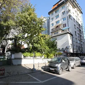 & Restaurant The House Sofya